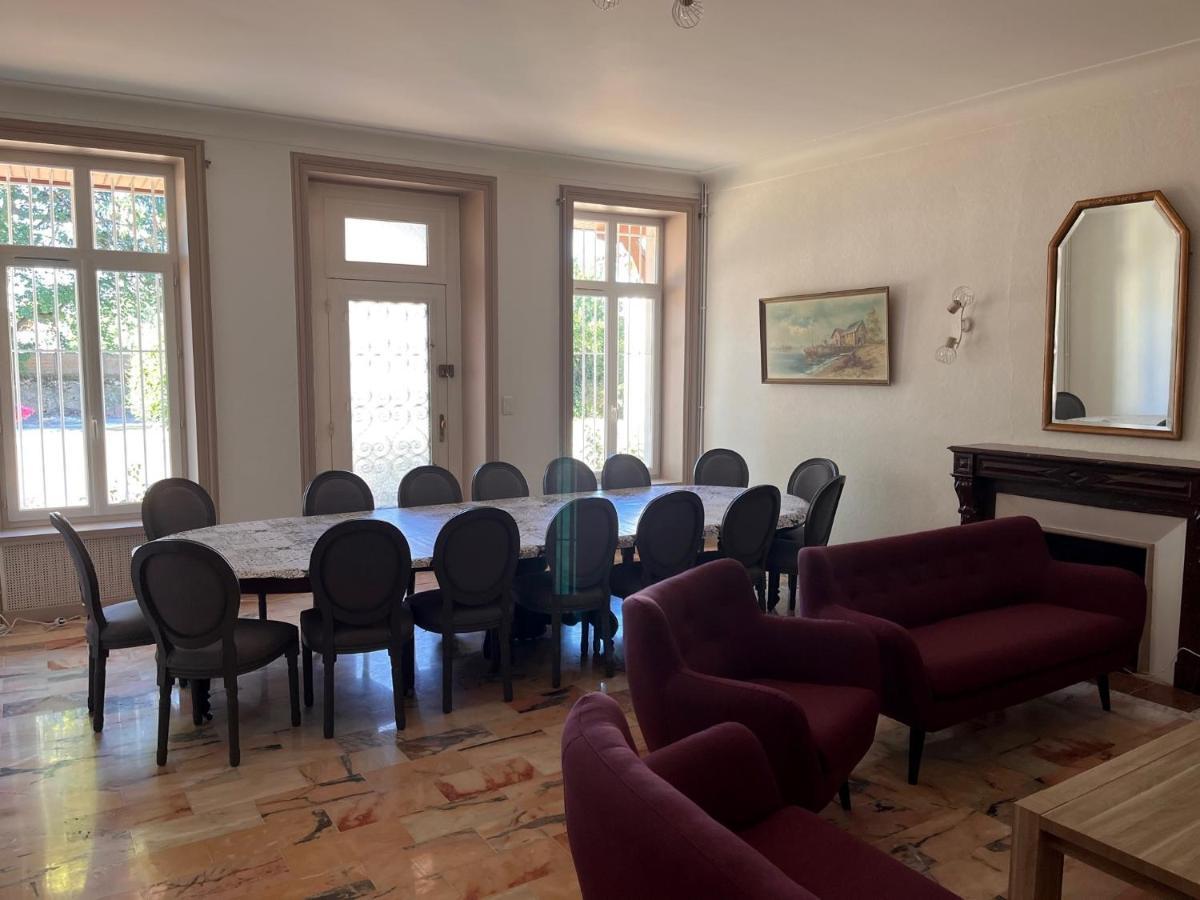 Domaine Clos Et Arbore De 3 Ha Avec Deux Maisons Lamothe-Montravel Bagian luar foto